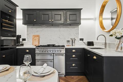 2 bedroom apartment for sale, Randolph Crescent, London, W9