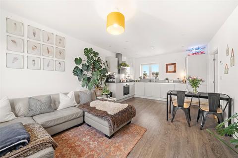 undefined, Collins Walk, Berkshire RG45