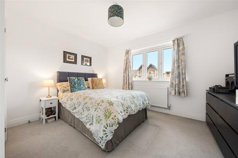 undefined, Collins Walk, Berkshire RG45