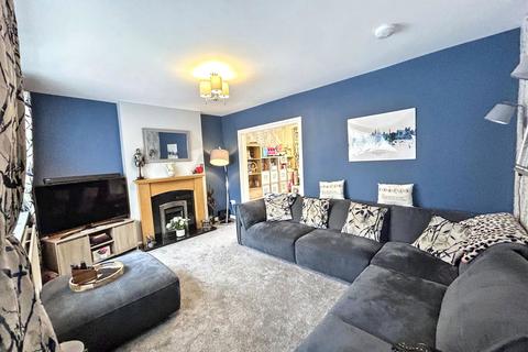 3 bedroom semi-detached house for sale, Clousden Drive, Forest hall, Newcastle upon Tyne, Tyne and Wear, NE12 9DS