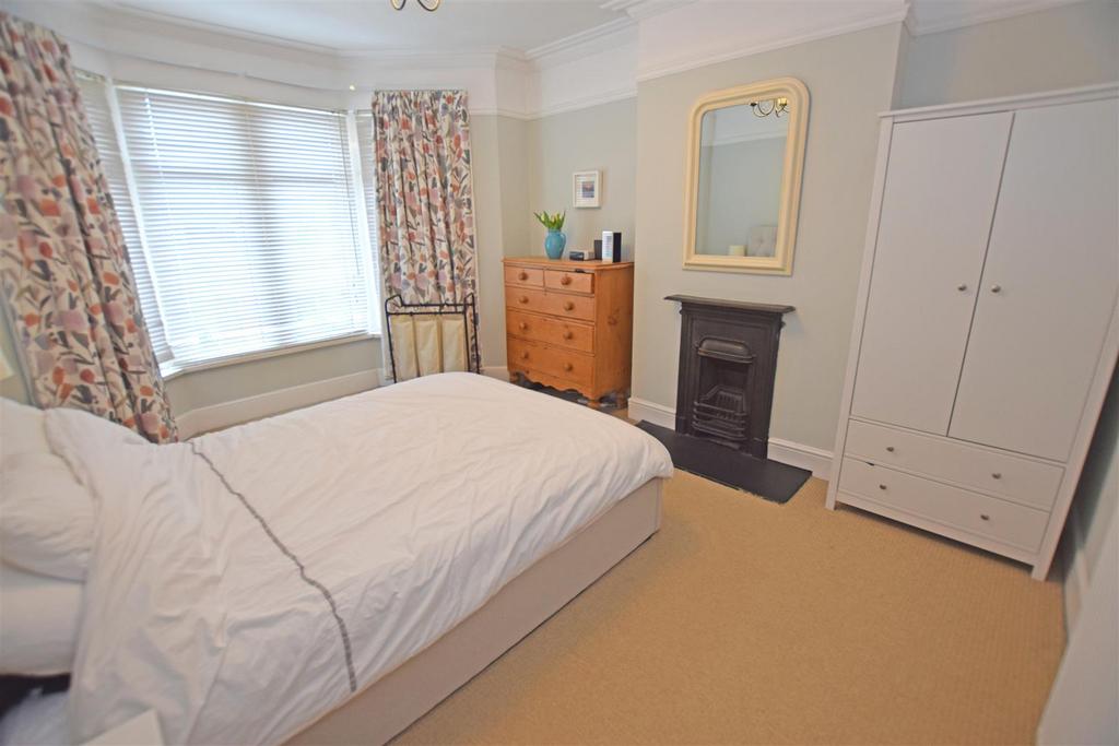 Bedroom1.jpg