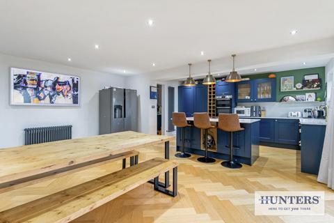 undefined, Talbot Road, Leeds