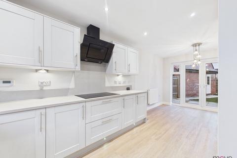 undefined, Weavers Drive, Gloucester GL3