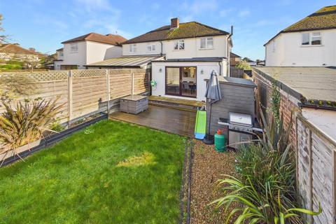 2 bedroom semi-detached house for sale, First Avenue, Walton-On-Thames