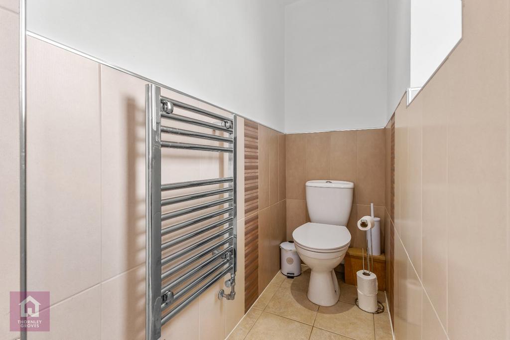 Bedroom Two En Suite