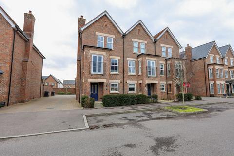 undefined, Curf Way, Burgess Hill, RH15