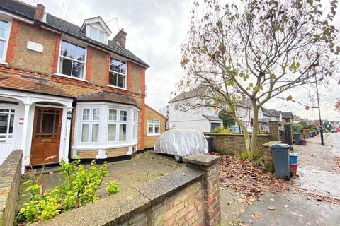 undefined, Jersey Road, Isleworth