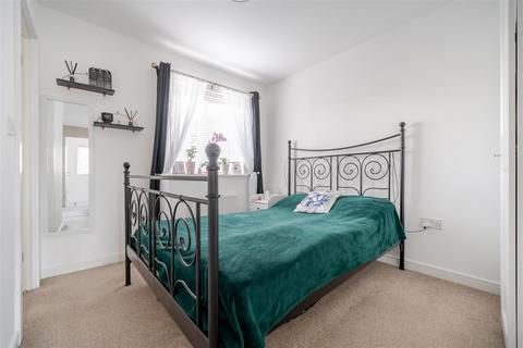 2 bedroom end of terrace house for sale, Friars Court, Maidstone