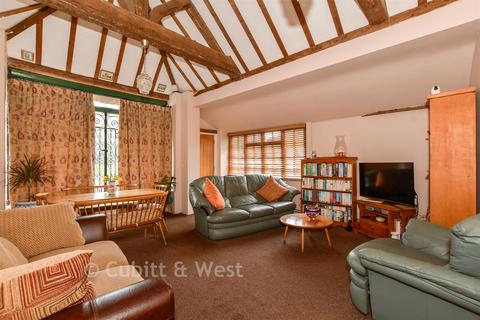 5 bedroom detached house for sale, North End Road, Arundel BN18