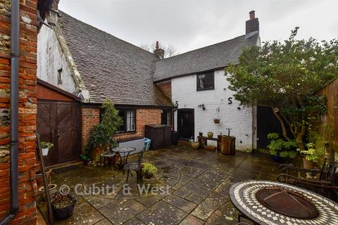5 bedroom detached house for sale, North End Road, Arundel BN18