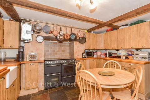 5 bedroom detached house for sale, North End Road, Arundel BN18