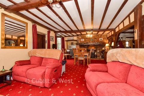 5 bedroom detached house for sale, North End Road, Arundel BN18