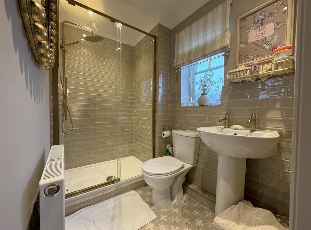 Ensuite