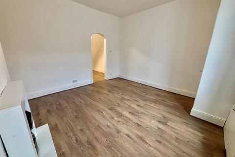 2 bedroom terraced house to rent, Rochdale Road, Shaw, OL2