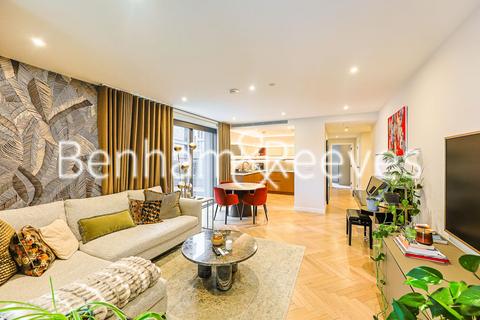2 bedroom apartment to rent, Hampton House, King’s Road Park SW6