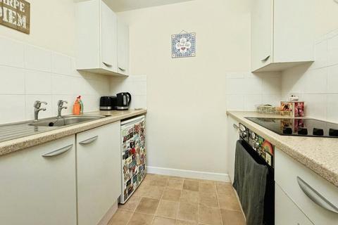 1 bedroom apartment to rent, Mount Hermon Road, Woking, Surrey, GU22