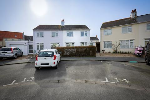 3 bedroom property for sale, 13 Clos des Cottes, St Sampson's, Guernsey, GY2