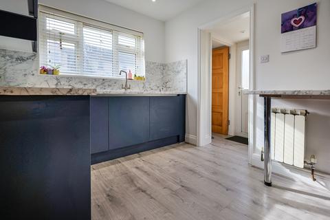 3 bedroom property for sale, 13 Clos des Cottes, St Sampson's, Guernsey, GY2