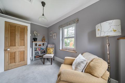 4 bedroom detached house for sale, Ashford Road, Tenterden, TN30