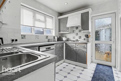 undefined, Broomfield Avenue, Leigh-on-sea