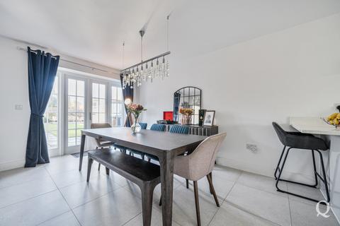 3 bedroom detached house for sale, Woodgate Close, Borden, Sittingbourne, Kent, ME9