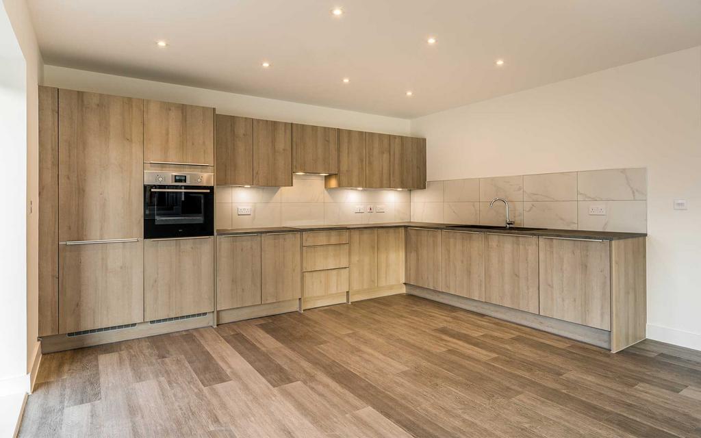 Kitchen/Dining Area