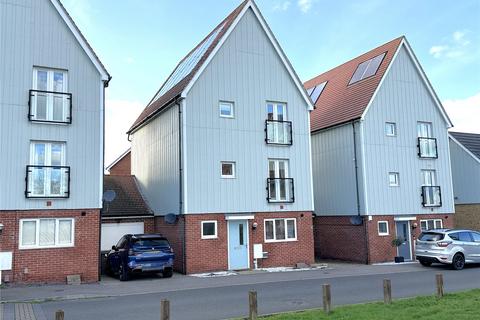 5 bedroom detached house for sale, Woodside Close, Grays, Essex, RM16
