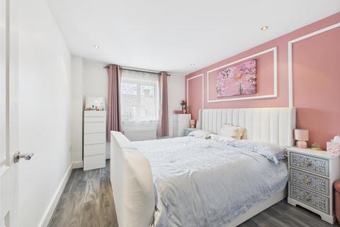 1 bedroom apartment for sale, Coleridge Drive, Ruislip HA4