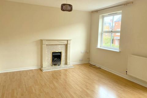 3 bedroom semi-detached house to rent, Stoneygate, Goldhill Road