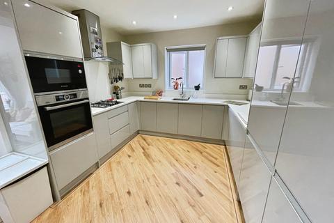 3 bedroom semi-detached house for sale, Tyndale Crescent, Birmingham, B43