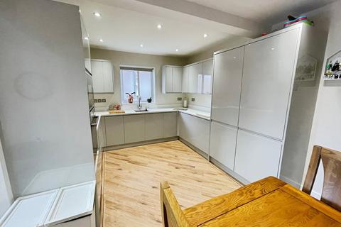 3 bedroom semi-detached house for sale, Tyndale Crescent, Birmingham, B43