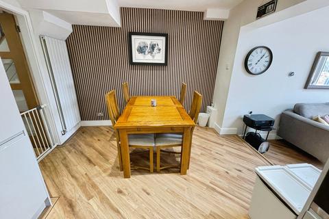 3 bedroom semi-detached house for sale, Tyndale Crescent, Birmingham, B43