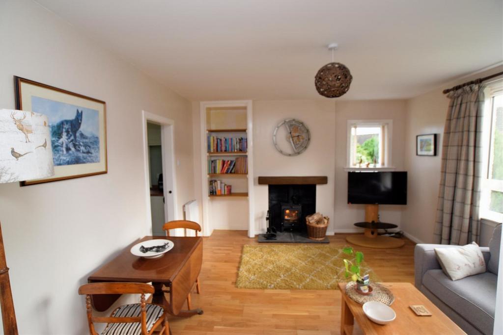 2 Ingleston View, New Abbey, Dumfries, DG2 8 BZ - G