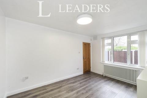 3 bedroom semi-detached house to rent, Coningswath Road, Carlton, NG4