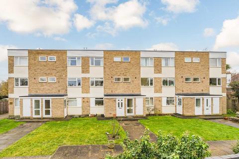Blandford Road, Teddington TW11