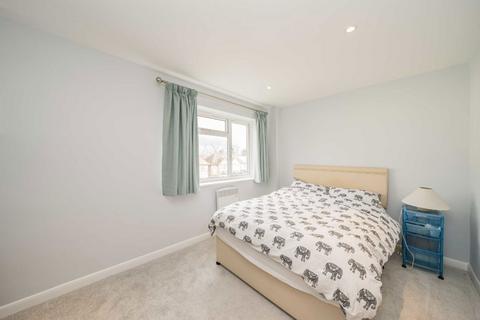 2 bedroom maisonette for sale, Blandford Road, Teddington TW11