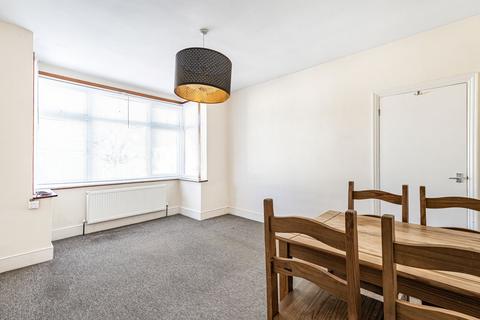 1 bedroom flat for sale, Midhurst Road, Northfields, Ealing, W13