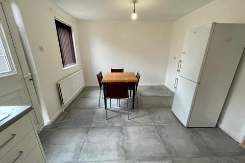 undefined, Francis Street, Leeds, West Yorkshire, LS7
