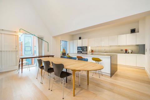 undefined, Central Avenue, London SW6