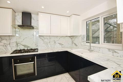 undefined, 89 Hughenden Avenue, High Wycombe, Backinghamshire, HP13
