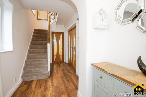 undefined, 89 Hughenden Avenue, High Wycombe, Backinghamshire, HP13