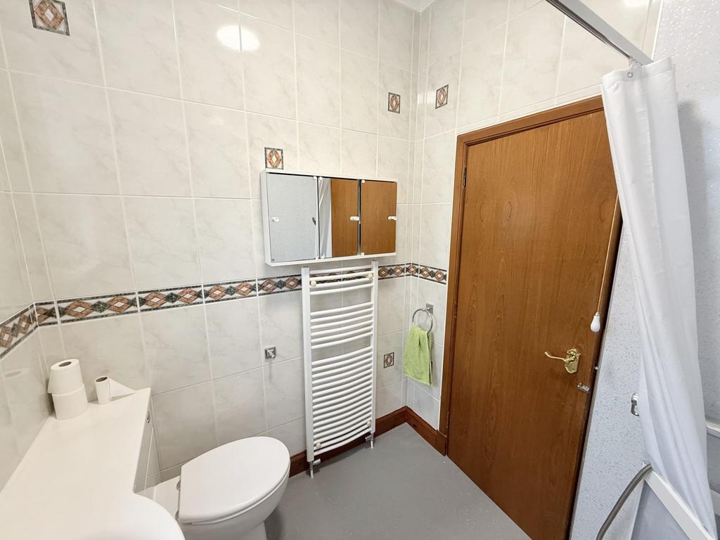 307 Annan Road, Dumfries DG1 3 JB - Braidwoods Soli