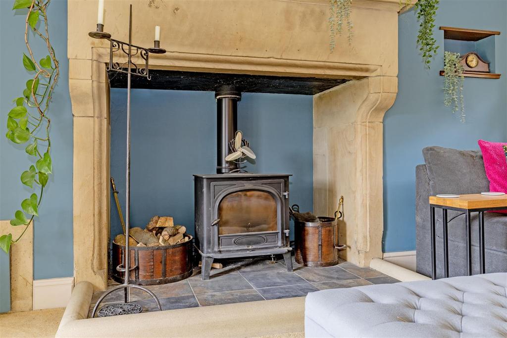 Reception Room-4.jpg