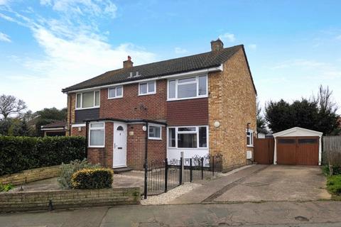 3 bedroom semi-detached house to rent, Milton Road, Addlestone KT15