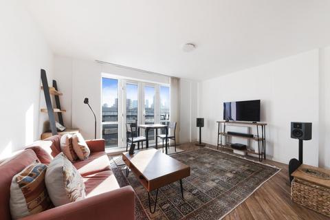 2 bedroom apartment to rent, Locksons Close, London, E14