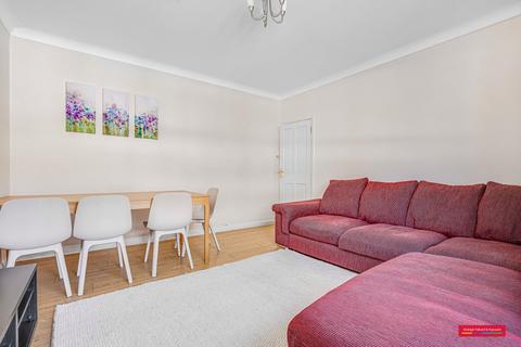 3 bedroom flat to rent, Park Road, Marylebone, London, NW1