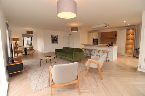 undefined, Minerva Way, Glasgow G3