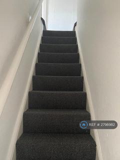 2 bedroom terraced house to rent, Pinnington Road, Manchester, M18