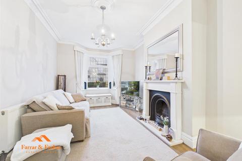 3 bedroom terraced house for sale, Keighley Road, Colne BB8