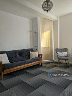 1 bedroom flat to rent, Wade House, London, SE1